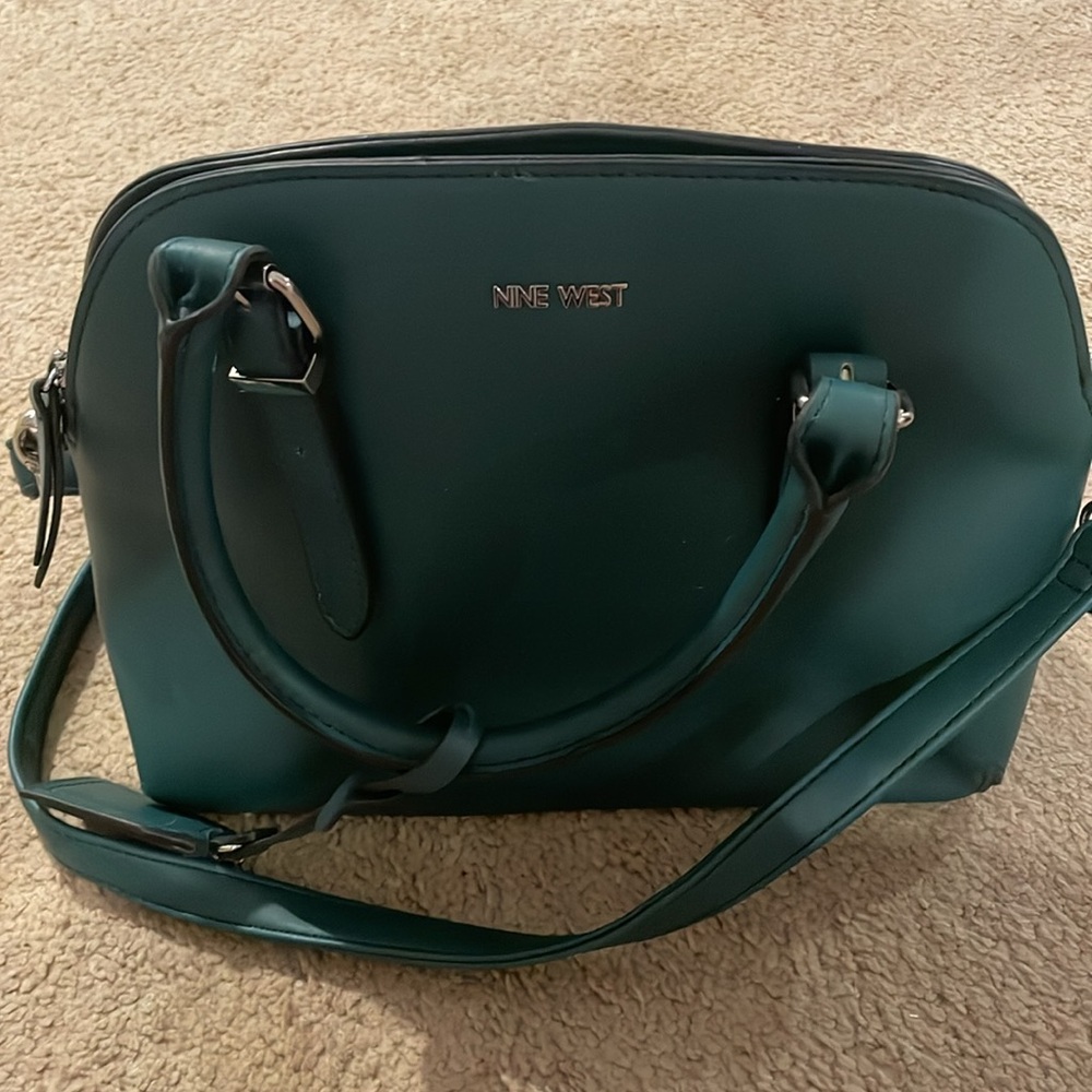 Nine West green satchel - Picture 6 of 6